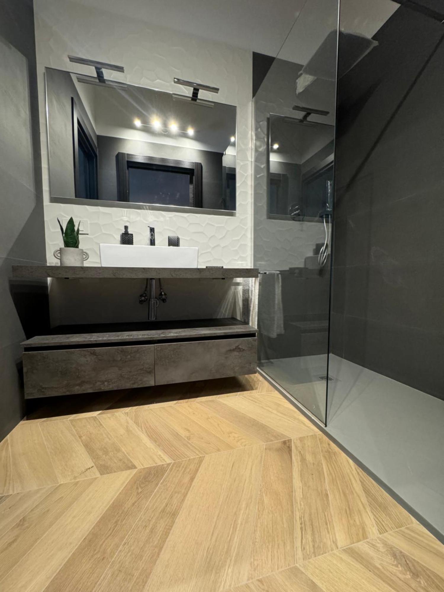 Sky Luxury Rooms Неттуно Экстерьер фото