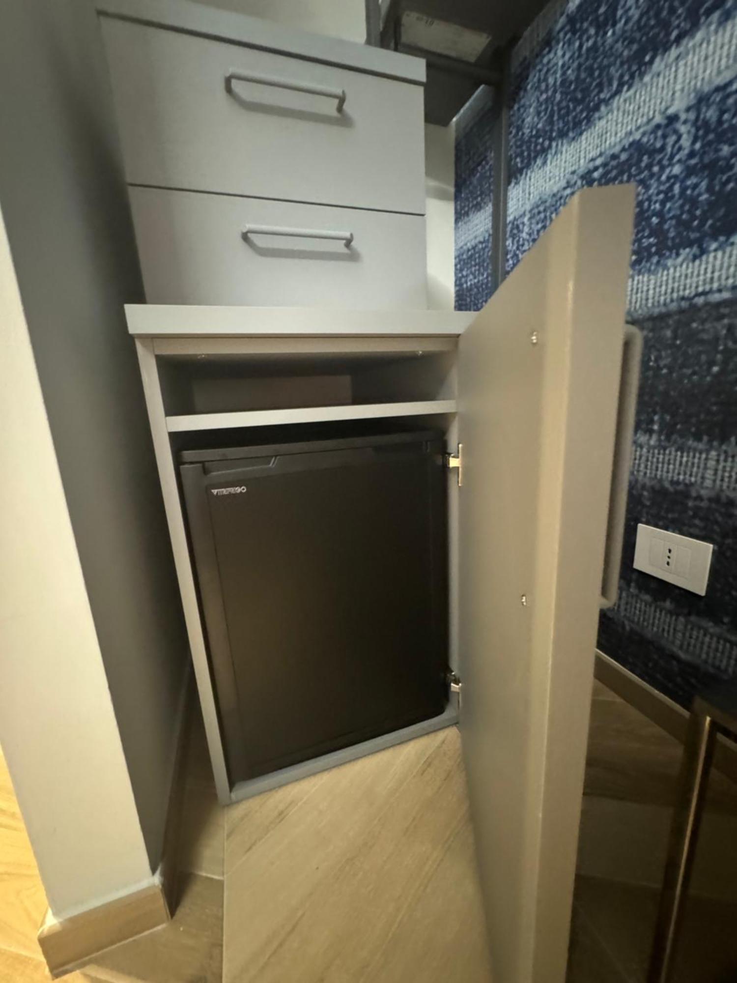 Sky Luxury Rooms Неттуно Экстерьер фото