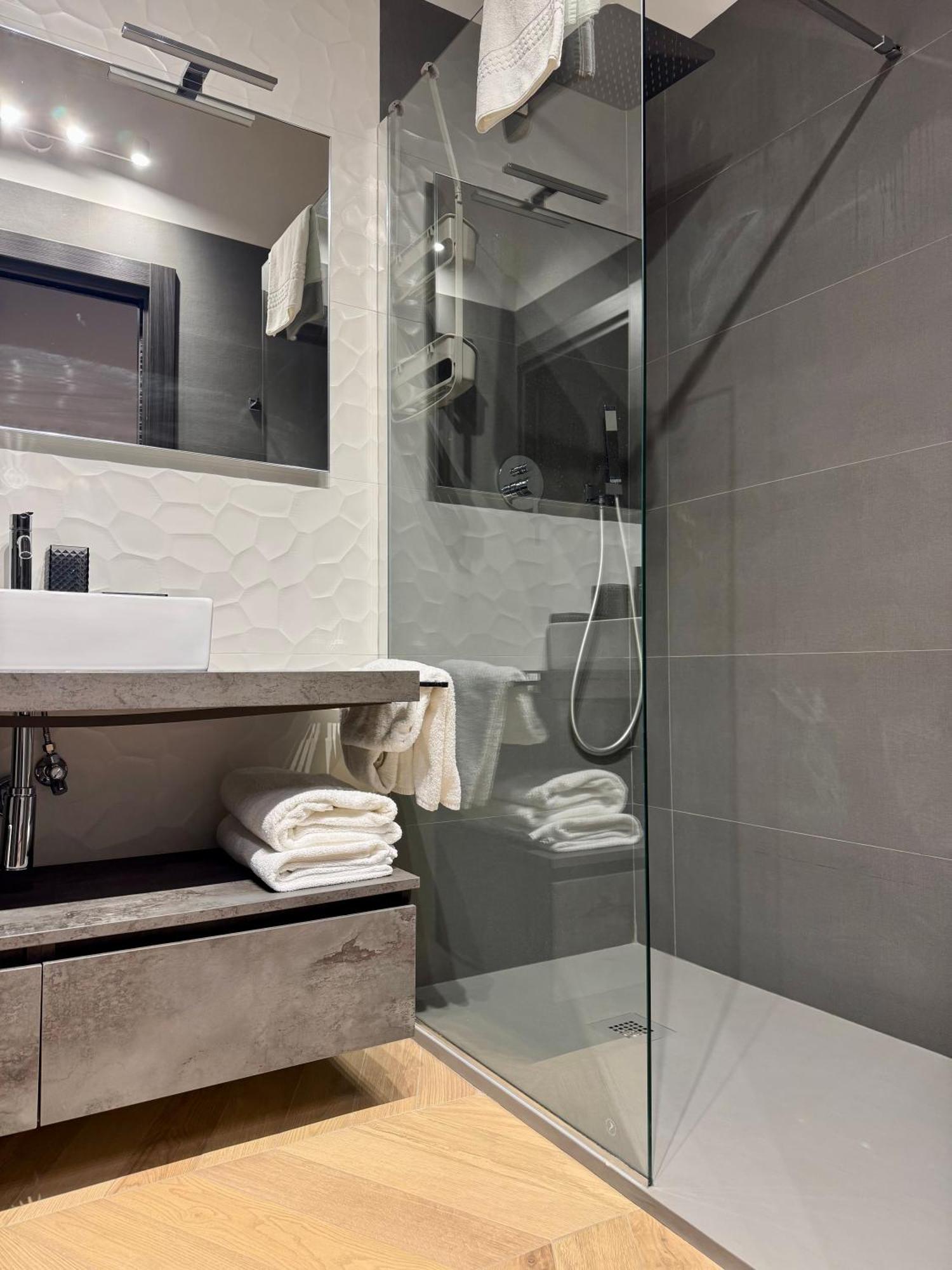 Sky Luxury Rooms Неттуно Экстерьер фото