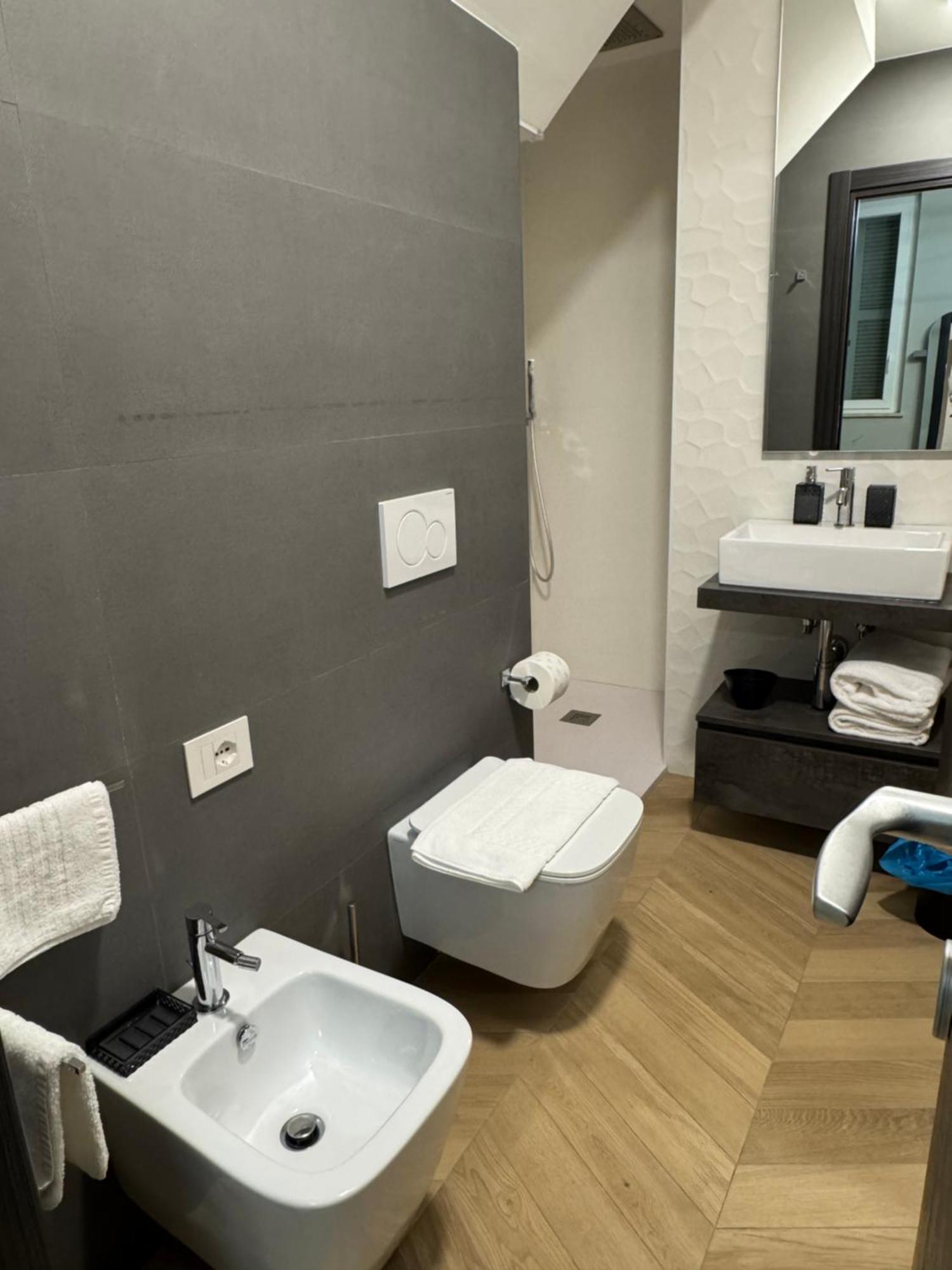 Sky Luxury Rooms Неттуно Экстерьер фото